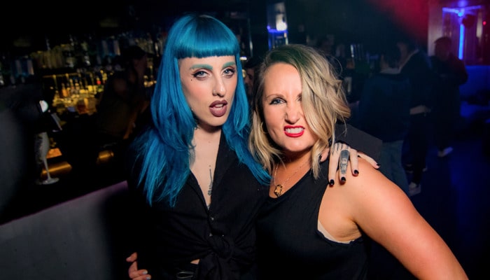 Bares, discotecas y espectáculos drag populares para conocer a hombres mujeres trans, travestis y transexuales en Valladolid
