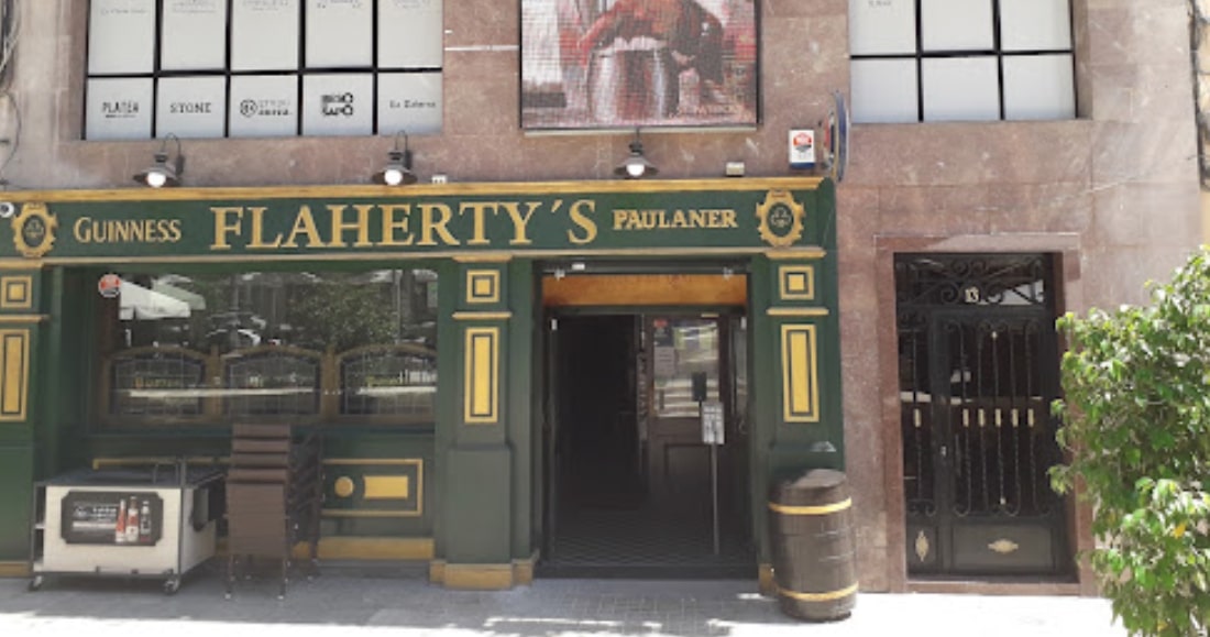 flahertys-pub