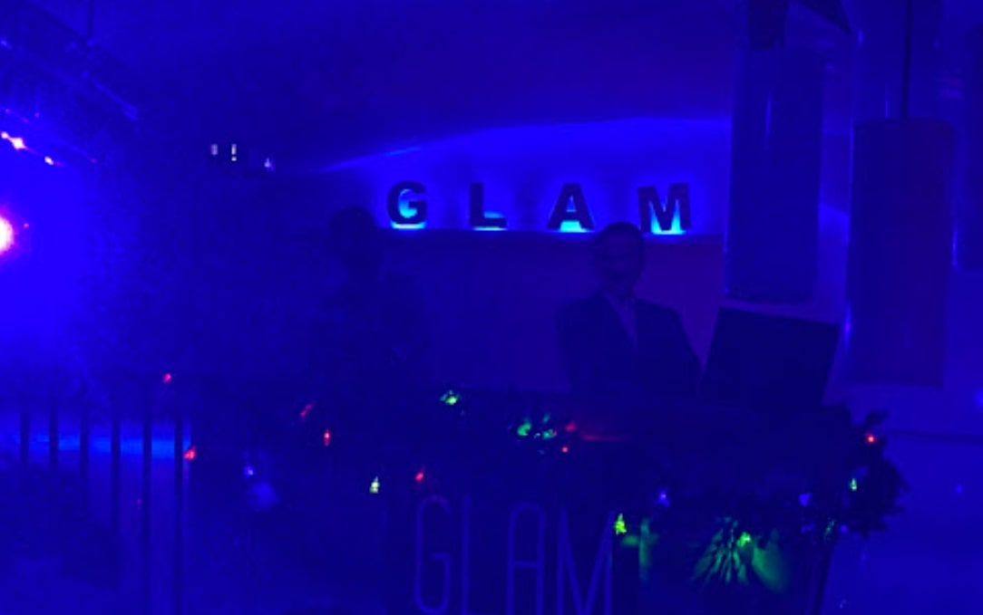 glam-bar